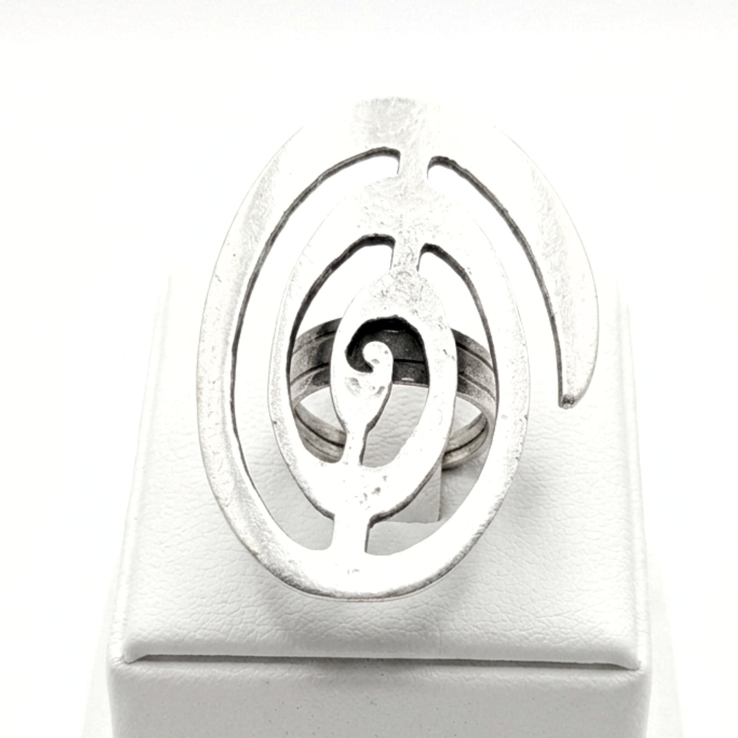 Anillo Espiral Zamak Plateado Calado Diseño Exclusivo Hipoalergénico