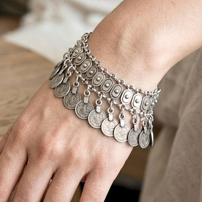 Pulsera Brazalete Zamak Monedas Plateado | Joyería Osnor