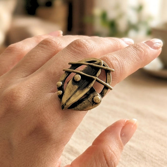Anillo Bronce Dorado Envejecido | Arte Escultórico Artesanal | Joyería Osnor
