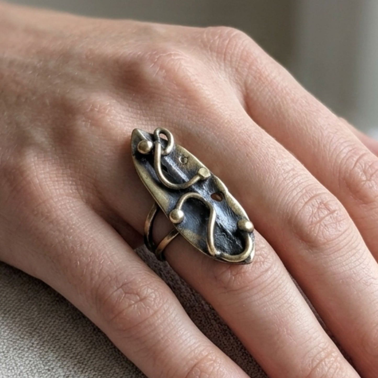 Anillo Bronce Dorado Envejecido Vintage | Diseño Escultórico Artesanal