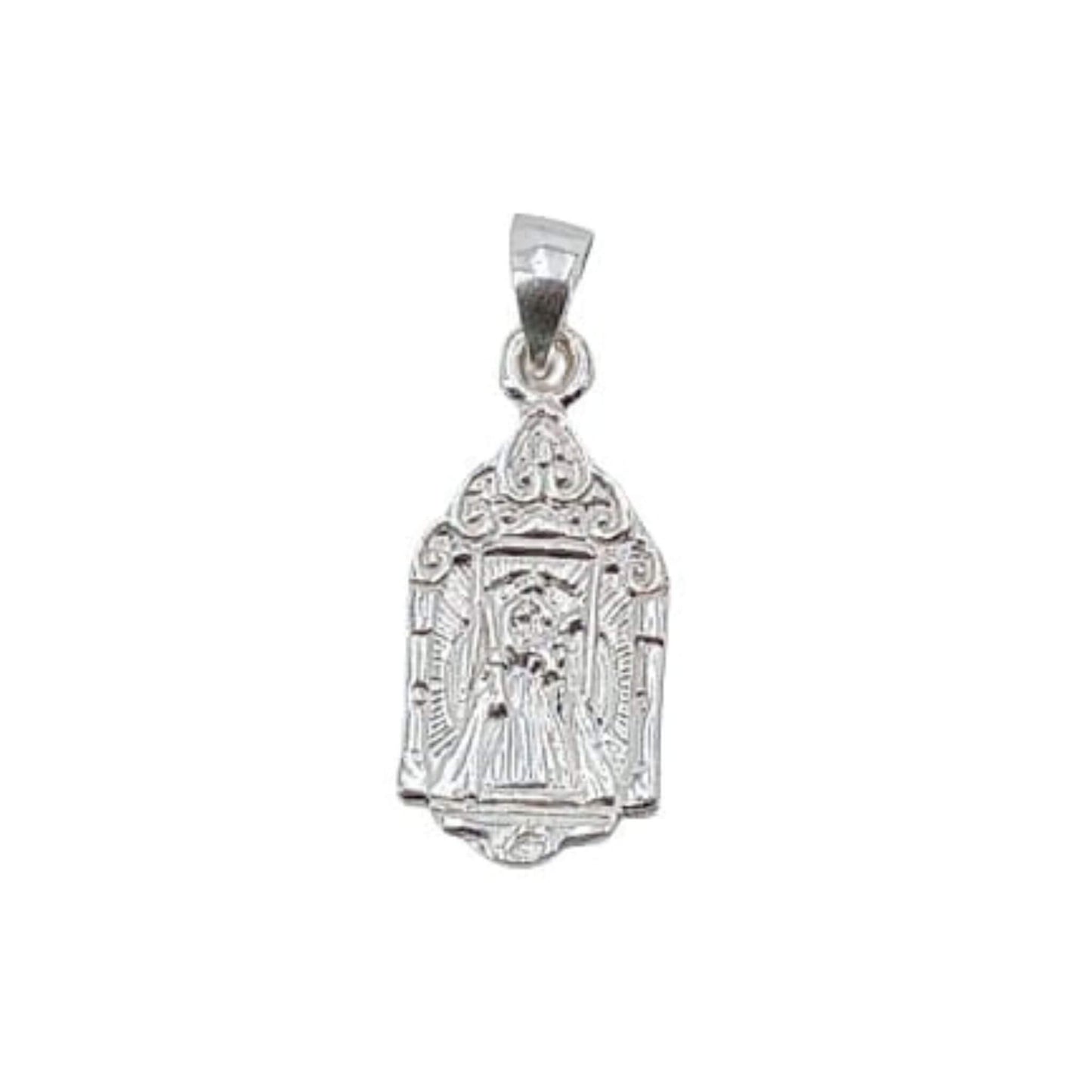 MEDALLA SILUETA VIRGEN DEL SOCORRO PLATA ACABADO EN PLATEADO