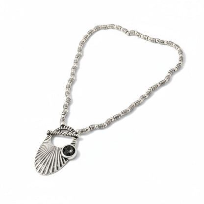 Collar de ZAMAK con Circonita - Diseño Abanico