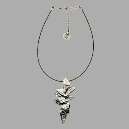 COLLAR ZAMAK DE CAPAS SUPERPUESTAS