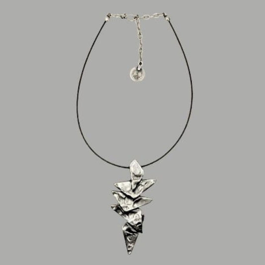 COLLAR ZAMAK DE CAPAS SUPERPUESTAS