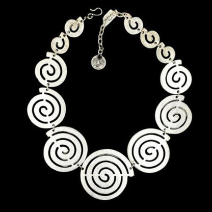 COLLAR ZAMAK ESPIRALES PLATEADAS