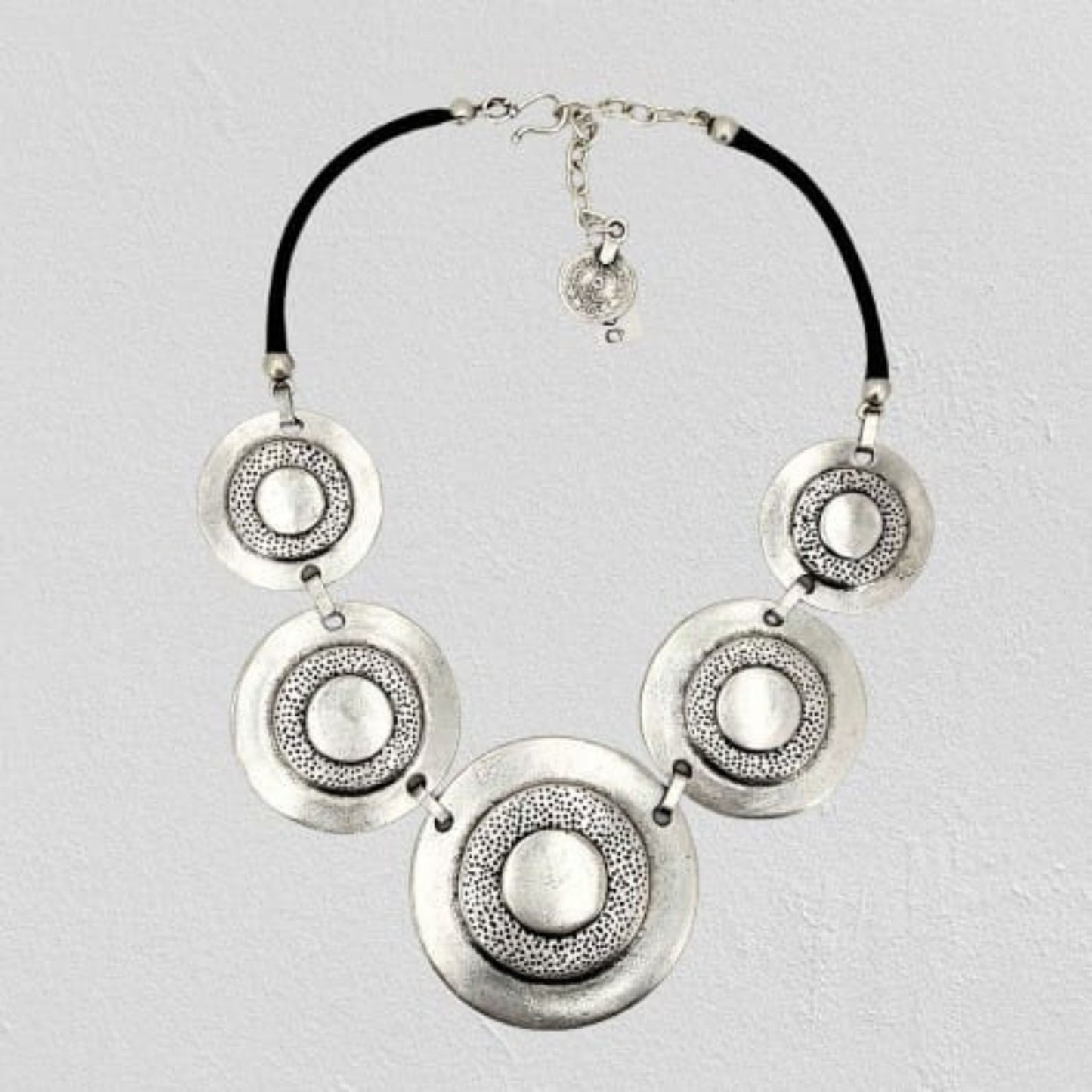 COLLAR ZAMAK CIRCULOS CONCENTRICOS