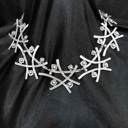 COLLAR ZAMAK RAMAS PLATEADAS