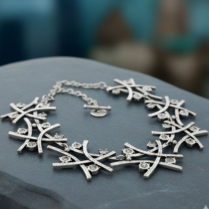 COLLAR ZAMAK RAMAS PLATEADAS