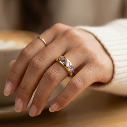 Anillo Dorado Circonitas Engastadas | Acero Inoxidable Chapado Oro 14K