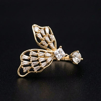 Anillo Mariposa Acero Chapado Dorado con Circonitas Blancas |