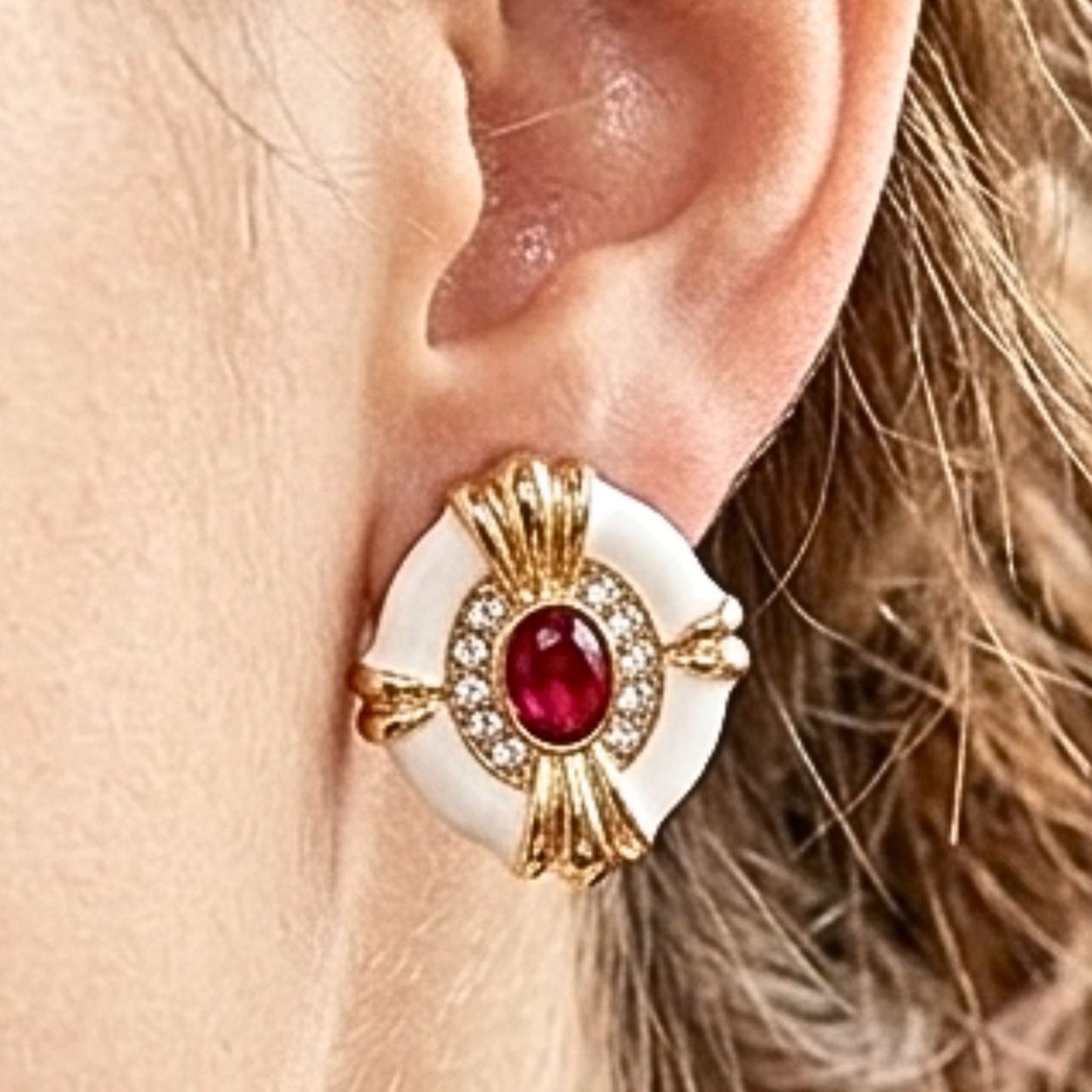 Pendientes Acero Inoxidable Dorado Chapado Oro 14K · Cerámica Blanca