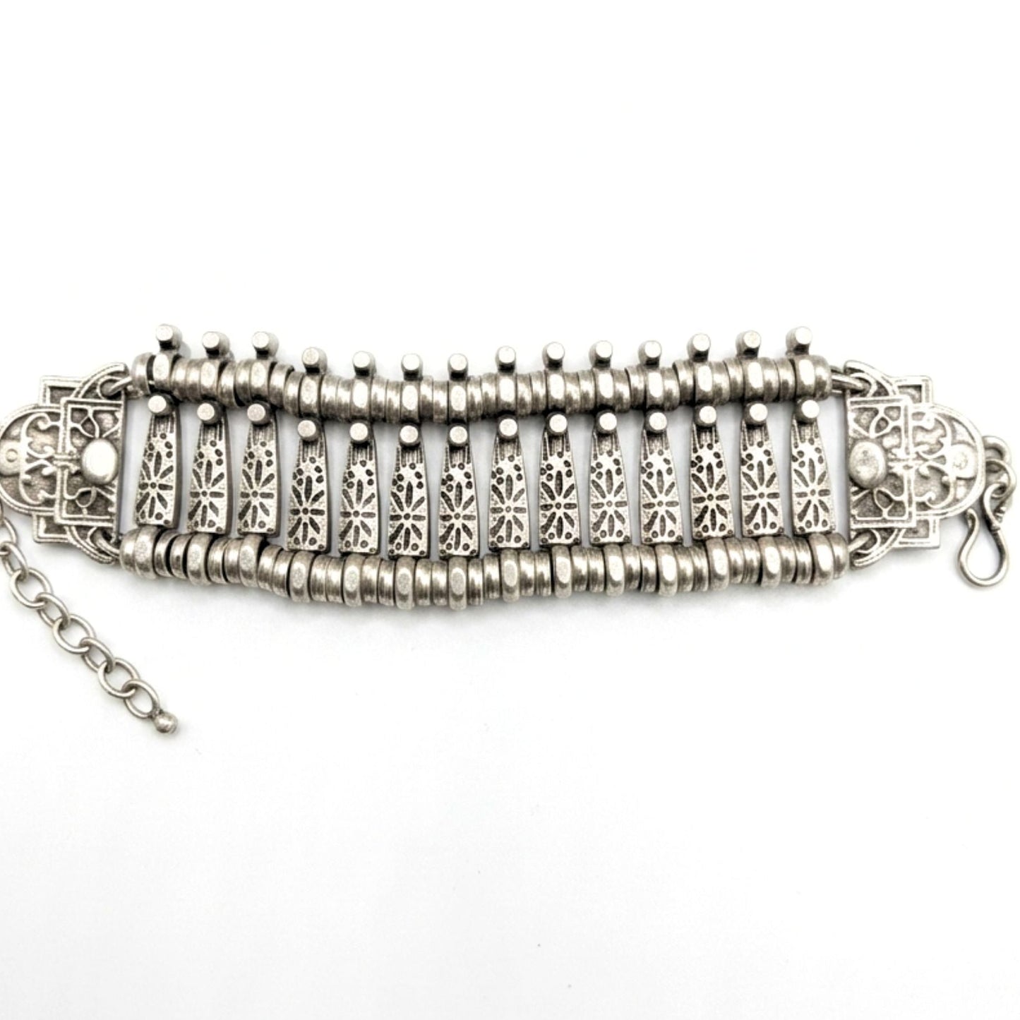 Brazalete Mujer Zamak Plateado Vintage | Labrado Artesanal Hipoalergénico