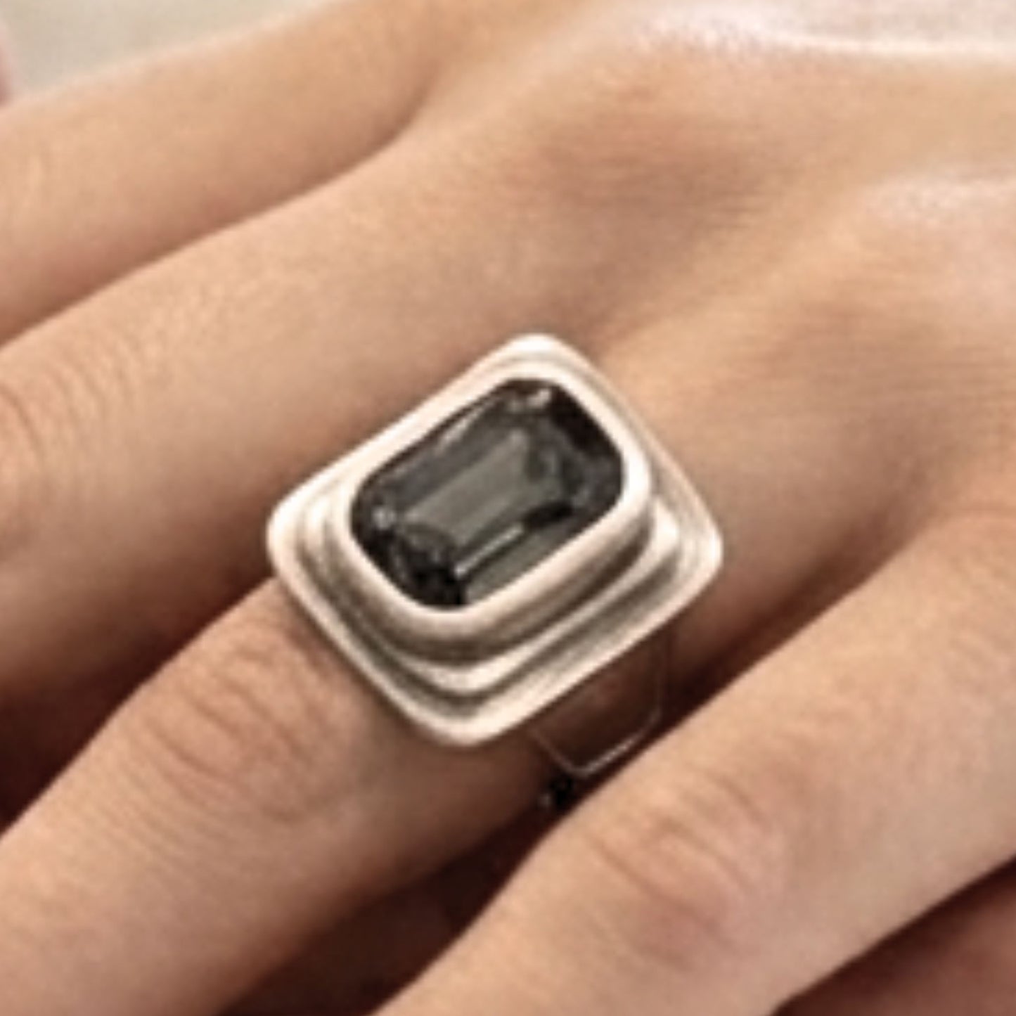 Anillo Sortija Mujer Zamak Plateado · Circonita Gris Ahumada