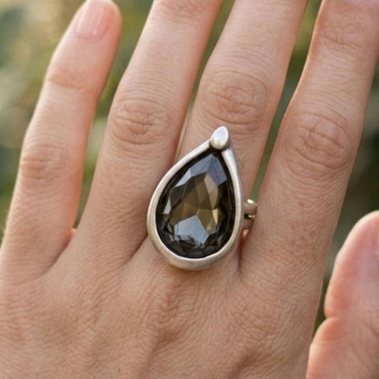 Anillo Zamak Gota Circonita Plateado | Joyería Osnor