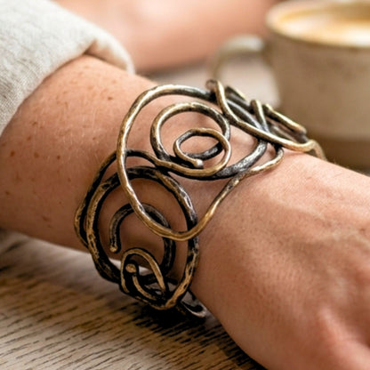 Pulsera Brazalete Artesanal Bronce Dorado Envejecido | Joyería Osnor