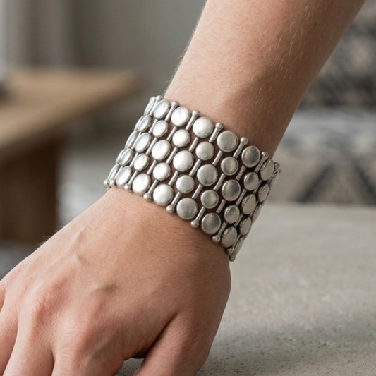 Brazalete Zamak Elástico Volumen Plateado | Unisex