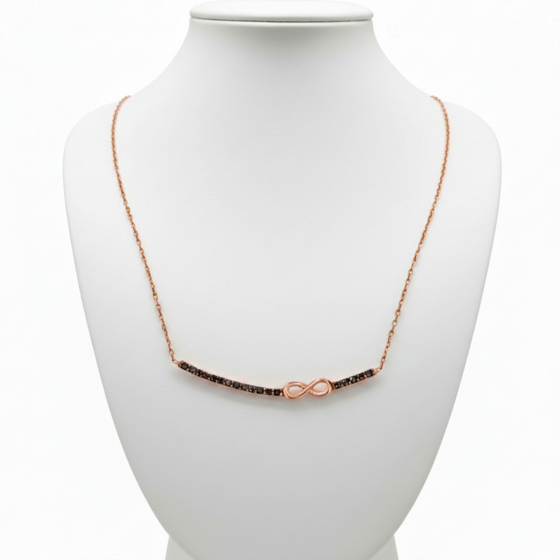 Gargantilla infinito plata rosa en expositor - Joyería Osnor
