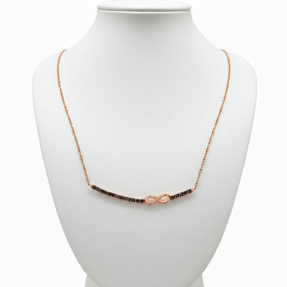 Gargantilla infinito plata rosa en expositor - Joyería Osnor