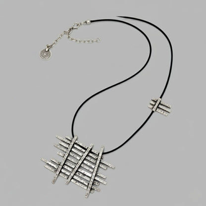 Collar Zamak Geométrico - Diseño Arquitectónico Unisex