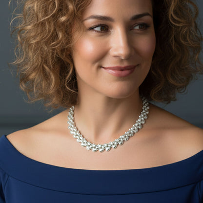 Collar de ZAMAK - Lluvia de plata.