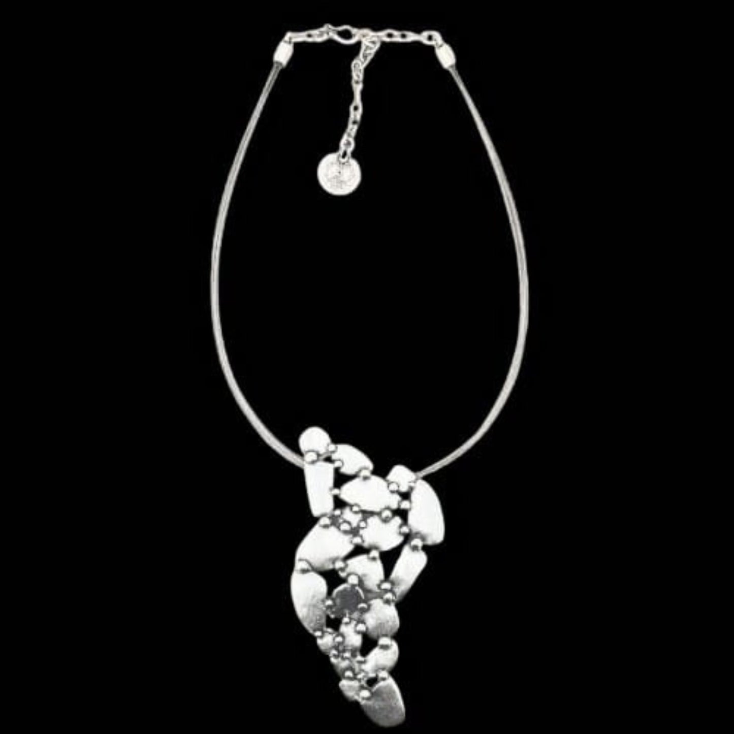 Collar Zamak Colgante XXL- Diseño Elegante