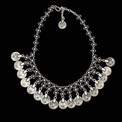 Collar Zamak con monedas vintage