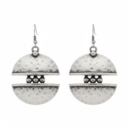 Pendientes Zamak Mujer Plateado Disco Partido Doble Semiluna Martillado. Joyeria Osnor