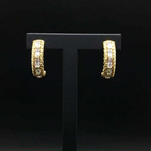 Pendientes Medio Aro Circonitas Engastadas | Acero Chapado Oro 14k
