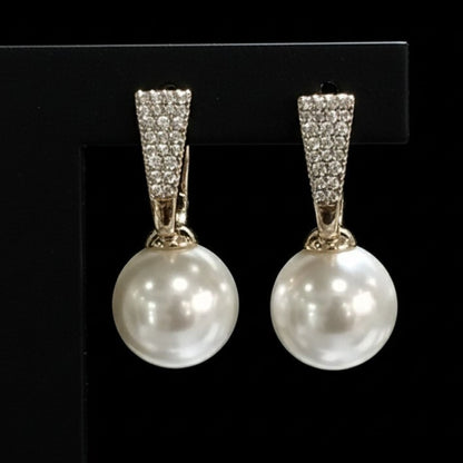 Pendientes Perla con Circonitas Blancas | Chapado Oro 14K | Cierre Catalán