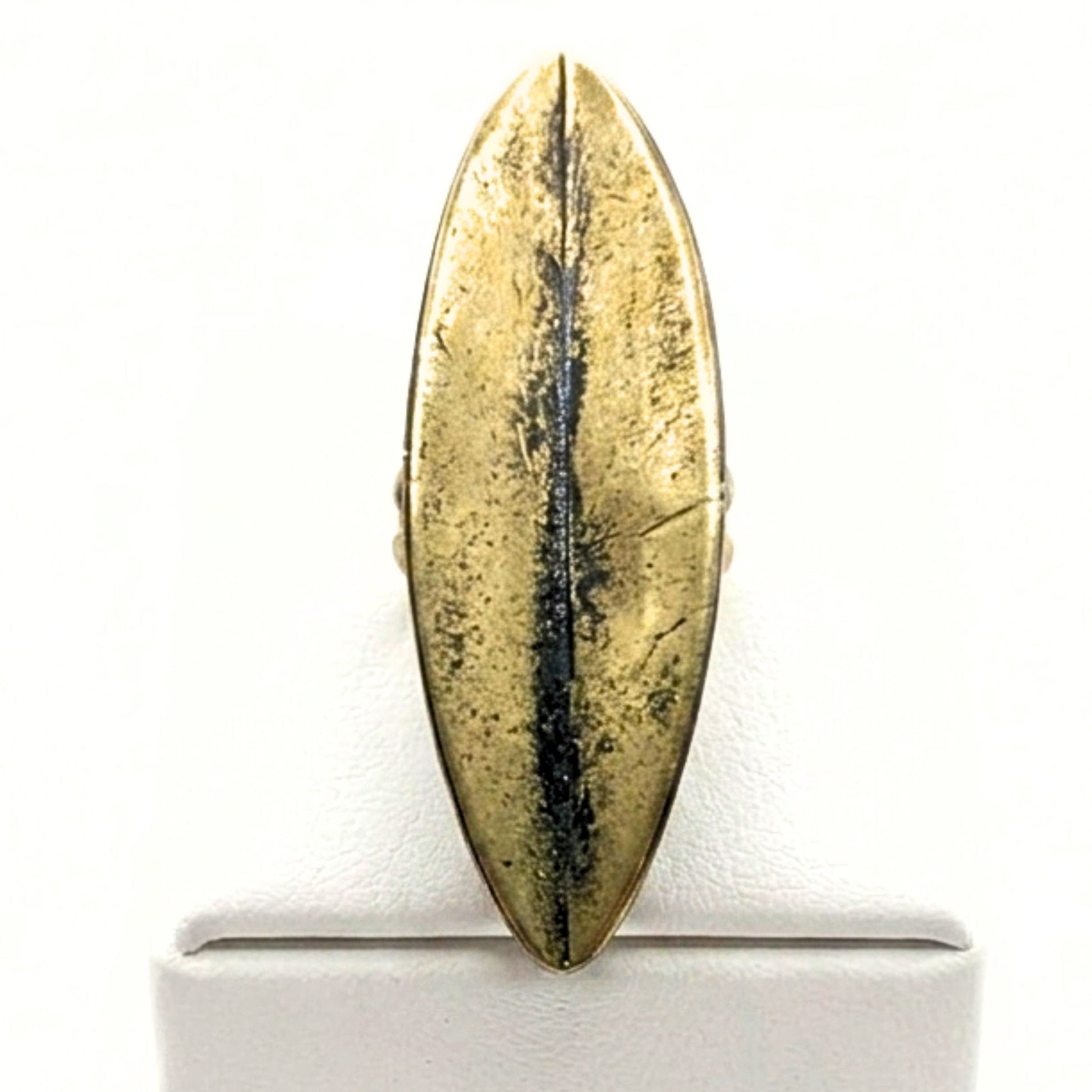 Anillo Sortija mujer de bronce dorado envejecido vintage volumen diseño joyería osnor moda moderno elegante 