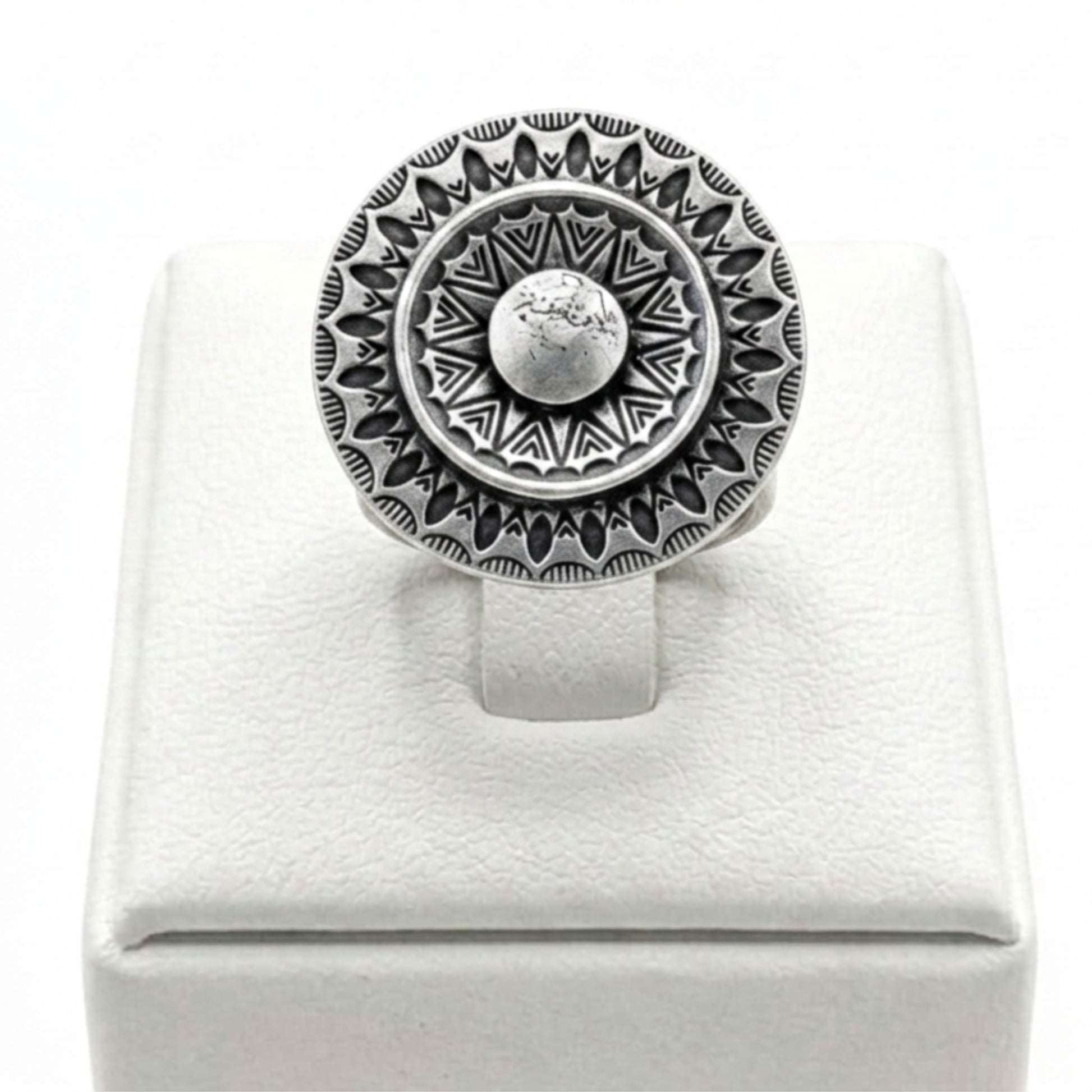 anillo de zamak tribal diseño exclusivo joyeria osnor zamak 