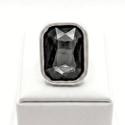 Anillo Sortija circonita color gris mujer diseño joyería osnor moda moderno elegante boda fiesta fashion glamour lujo unico