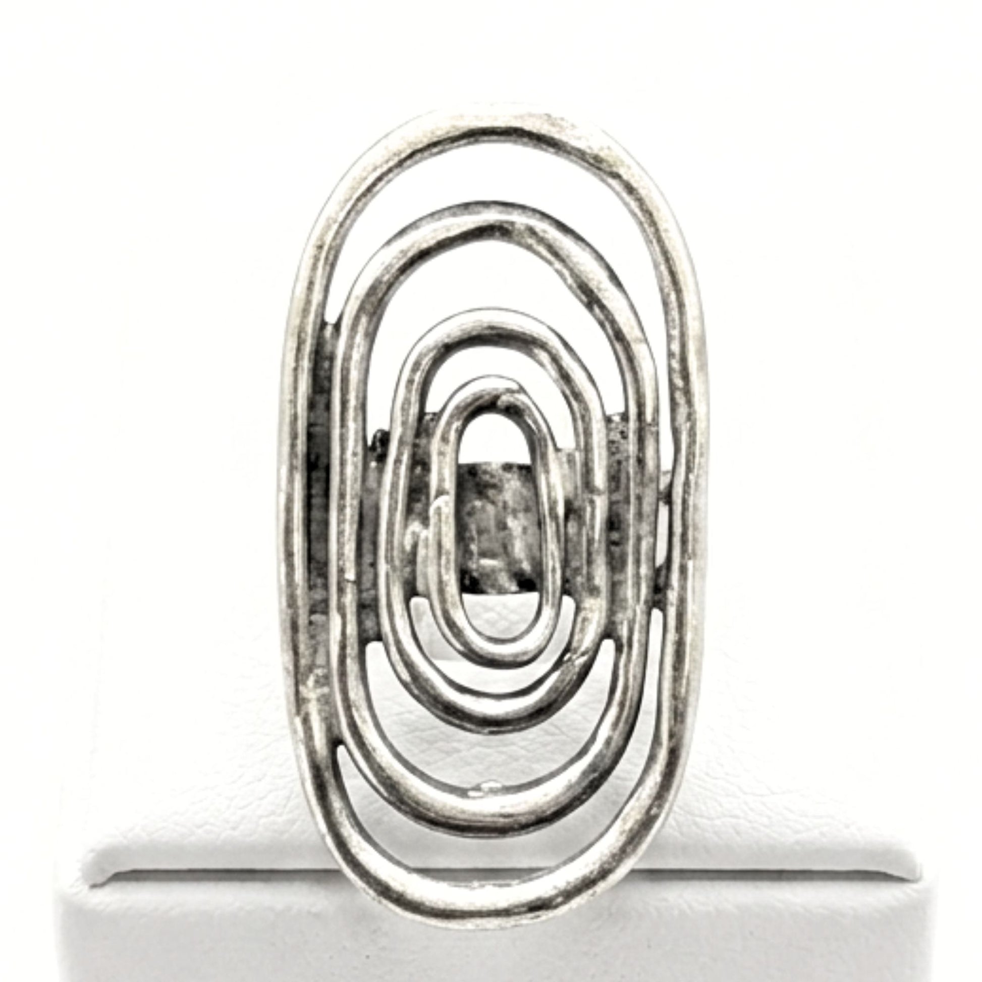 Anillo Sortija mujer hipoalergénico plateado aleación ajustable diseño joyería osnor moda moderno elegante boda fiesta glamour lujo exclusivo único hipoalergénico plateado liso brillo 