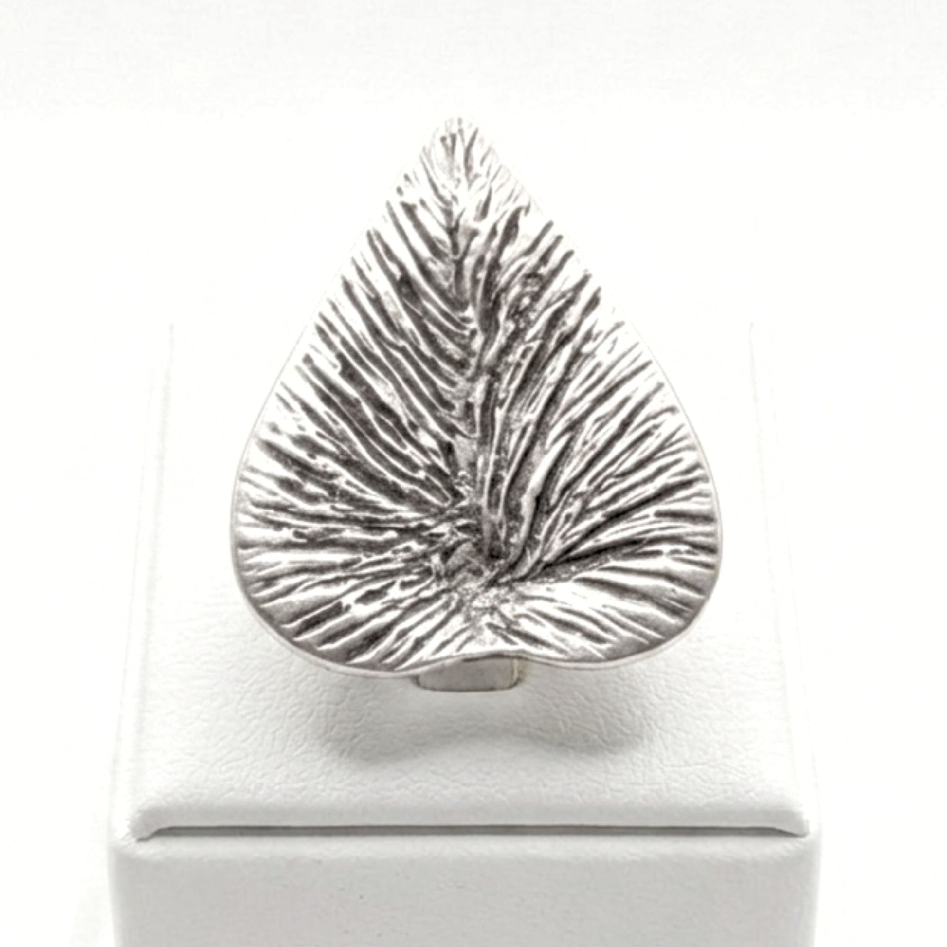 Anillo Sortija mujer hipoalergénico plateado aleación ajustable diseño joyería osnor moda moderno elegante boda fiesta glamour lujo 