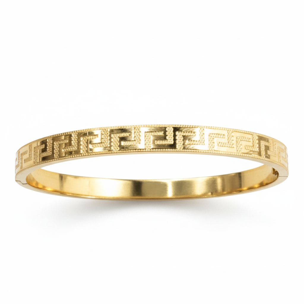 Brazalete dorado fondo blanco