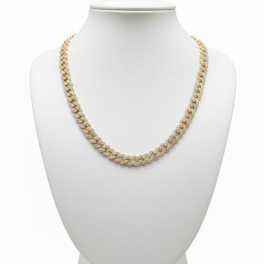 Cadena Acero inoxidable dorado chapado oro 14ktes circonitas blancas engastadas diseño joyería osnor moda moderno elegante boda fiesta fashion glamour lujo elegante diario boda. Joyeria Osnor