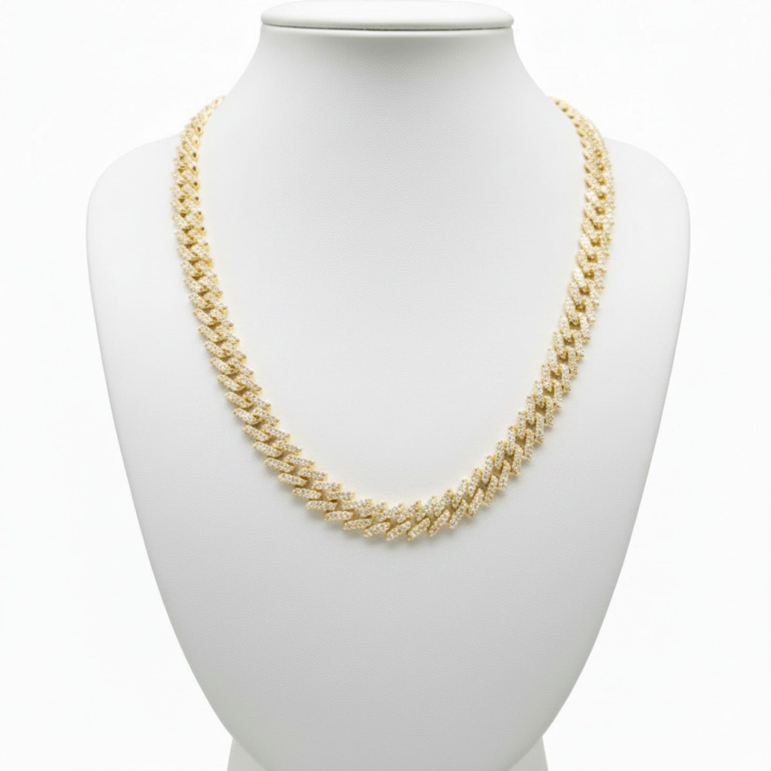 Cadena Acero inoxidable dorado chapado oro 14ktes circonitas blancas engastadas cierre de lengüeta de cajón diseño joyería osnor moda moderno fiesta fashion glamour lujo elegante diario boda .Joyeria Osnor