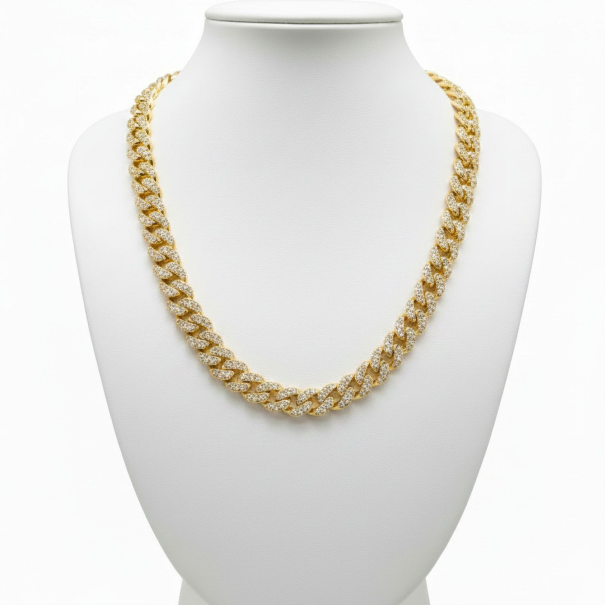 Cadena collar acero inoxidable dorado chapado oro 14ktes circonitas blancas engastadas diseño joyería osnor moda moderno elegante boda fiesta fashion glamour lujo. Joyeria Osnor