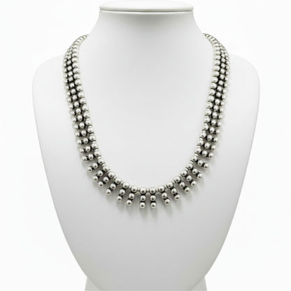 Collar de bolas de ZAMAk,estilo gargantilla para mujer, material hipoalergénico (no produce alergia), Joyeria Osnor Zamak.