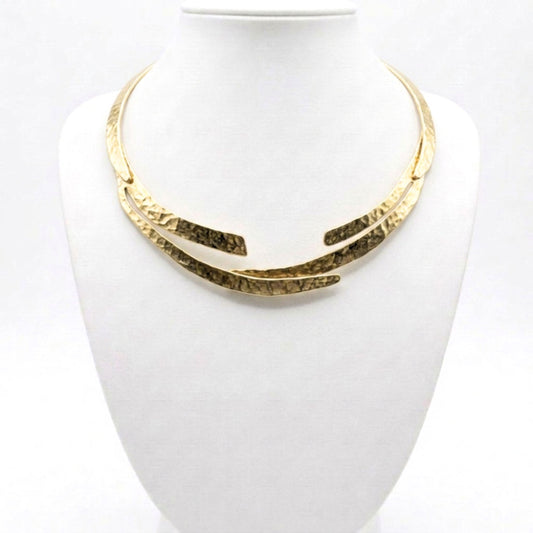 Collar de bronce tipo gargantilla diseño joyería osnor moda mujer moderno elegante boda fiesta fashion glamour lujo 