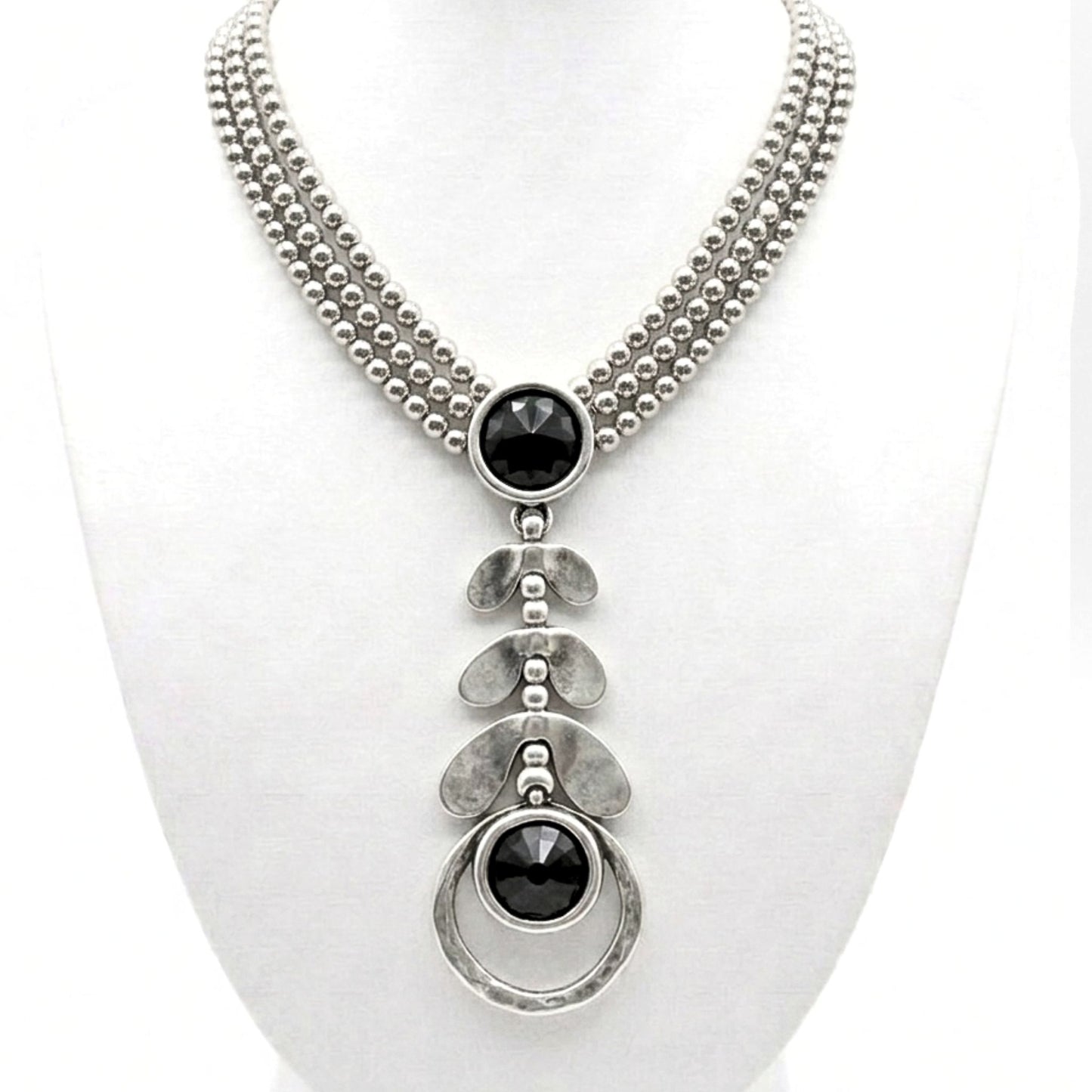Collar cadena gargantilla zamak mujer volumen hipoalergénico plateado aleación ajustable diseño joyería osnor moda moderno elegante boda fiesta glamour lujo mujer diferente exclusivo vintage único 