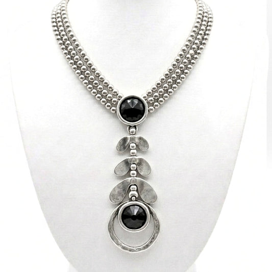Collar cadena gargantilla zamak mujer volumen hipoalergénico plateado aleación ajustable diseño joyería osnor moda moderno elegante boda fiesta glamour lujo mujer diferente exclusivo vintage único 