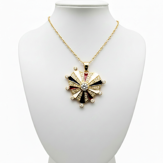 Collar corazón en expositor blanco acero dorado