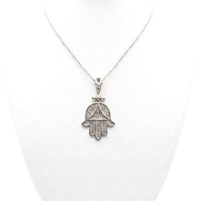 Collar gargantilla cadena de plata plateado mano de Fátima calado suerte diseño joyería osnor moda moderno elegante boda fiesta fashion glamour lujo diario 
