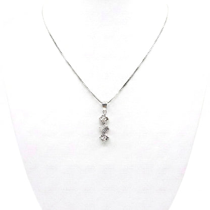 Collar gargantilla de plata baño de rodio cadena Reaza plateado Circonitas blancas minimalista diseño joyería osnor moda moderno elegante boda fiesta fashion glamour lujo mujer diferente exclusivo 