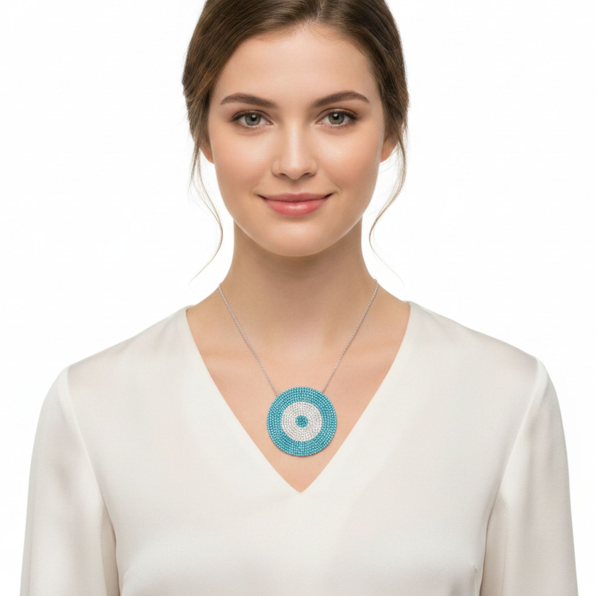 Mujer Luciendo Collar Gargantilla Plata 925 Mandála Ojo Turquesa Natural y Circonitas .Joyeria Osnor