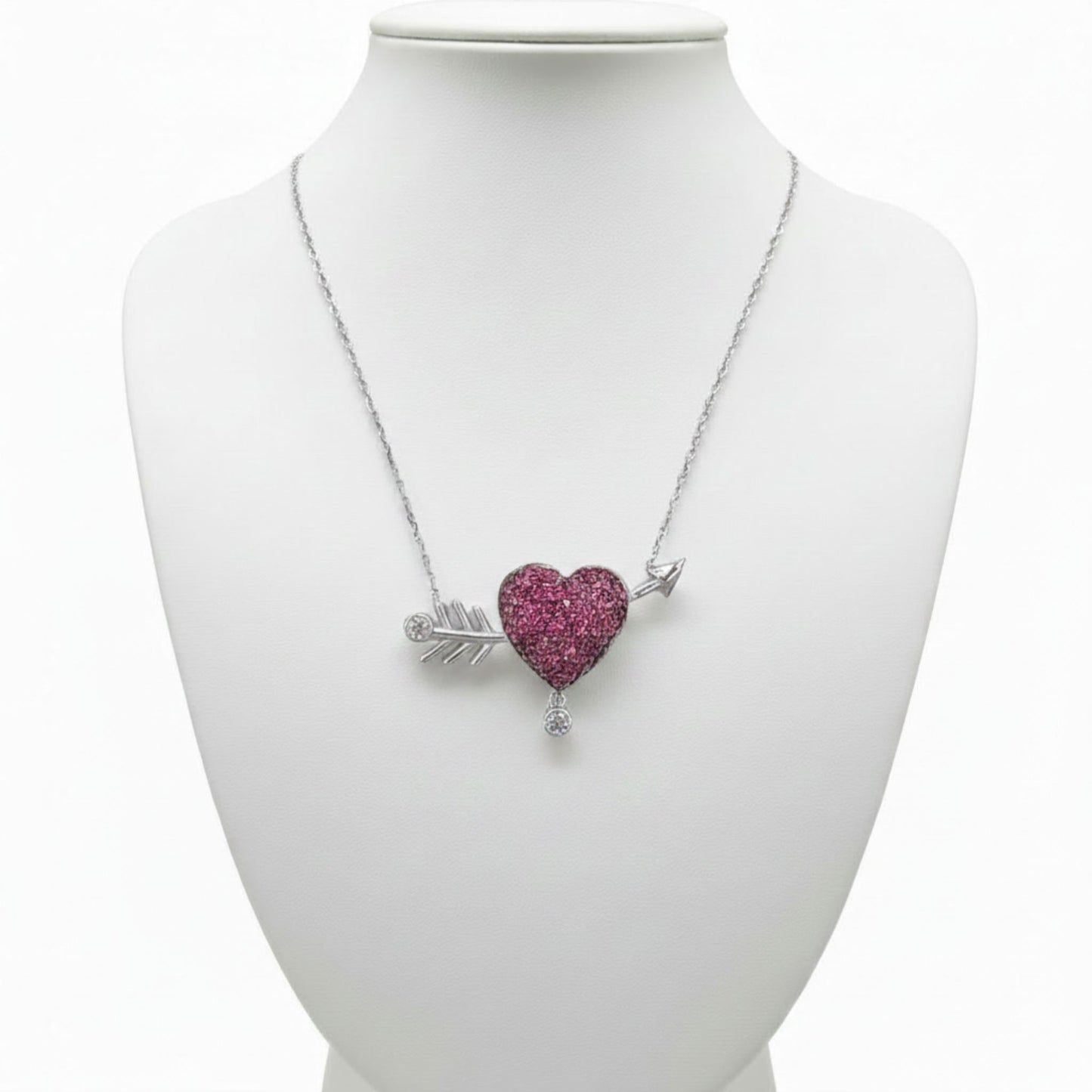 Collar Gargantilla Corazón y Flecha con Circonitas Blancas y de Color  · Plata 925 con Rodio
