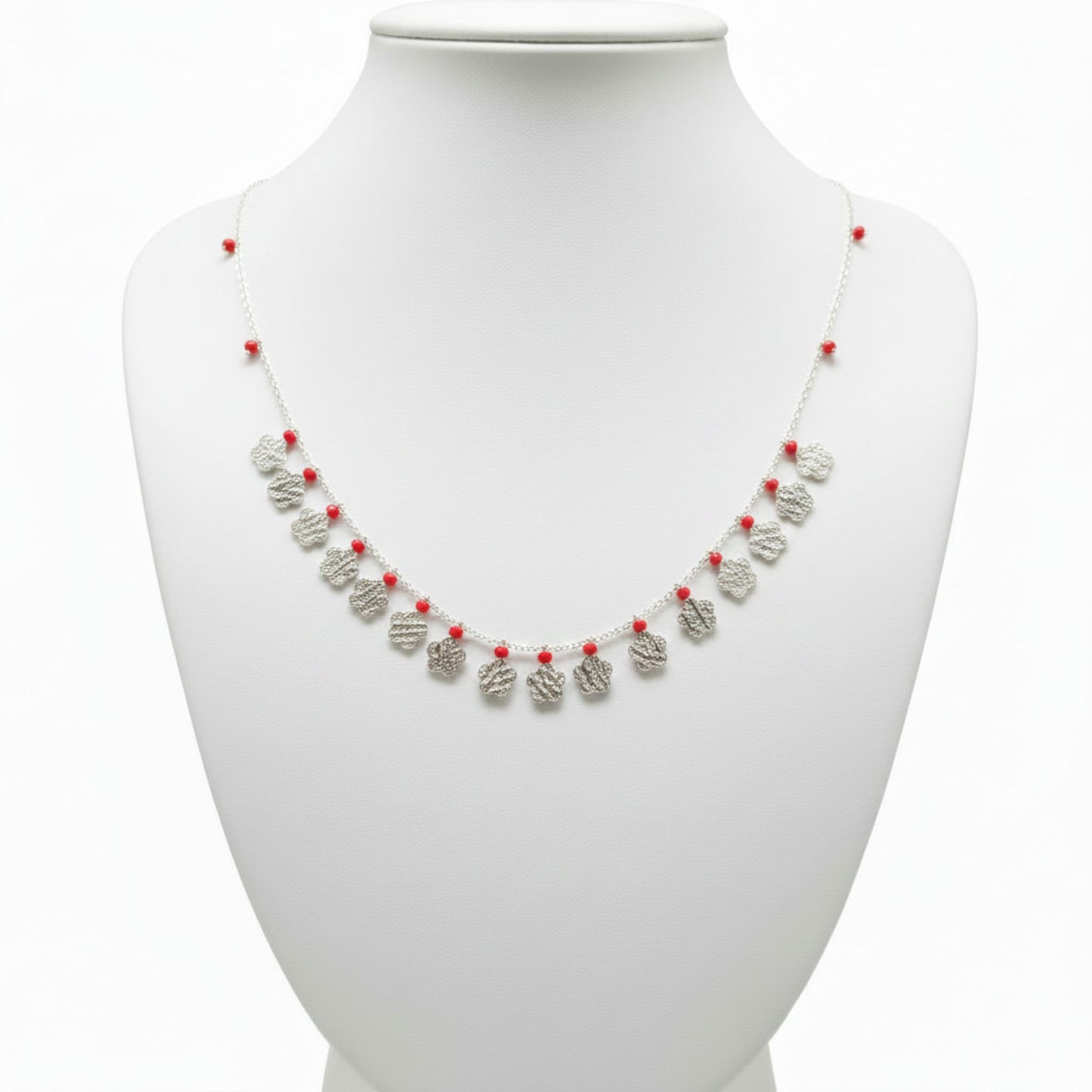 Collar Gargantilla Plata con Flores y Coral Cierre Reasa Joyeria Osnor