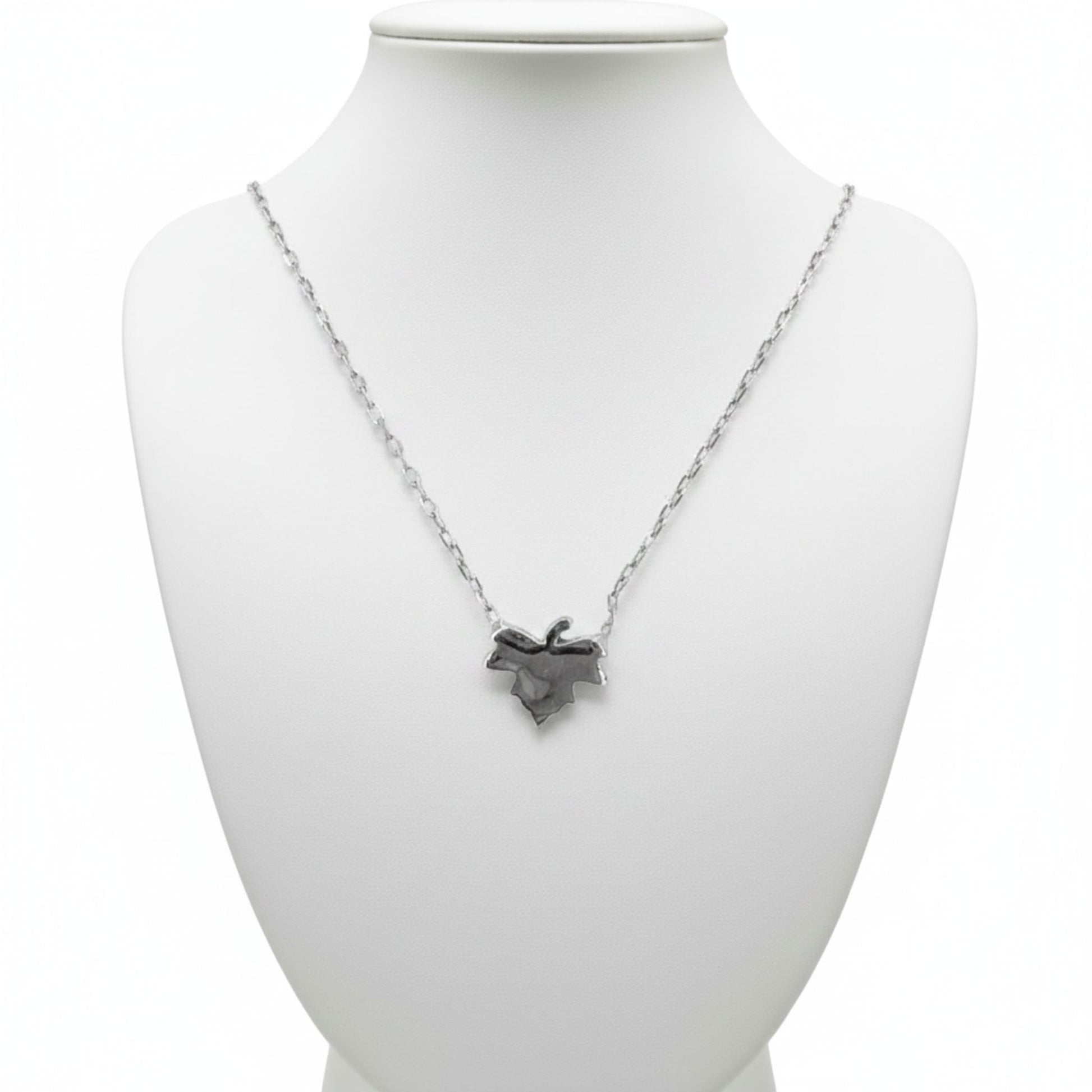 Collar Gargantilla Hoja Plata 925 Lisa Acabado en Rodio. Joyeria Osnor