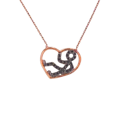 Mujer Luciendo Collar Gargantilla Corazón Plata 925 Baño Oro Rosa con Circonitas Negras,Joyeria Osnor